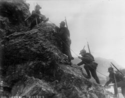 UN CONFLITTO CHE HA COINVOLTO NAZIONI E PICCOLE COMUNIT