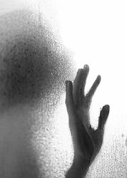 Quanto costa il silenzio: indagine e riflessione sui costi della violenza